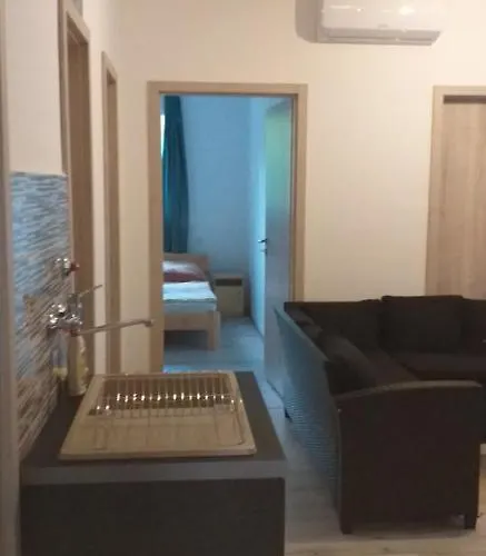 アパート Szepvoelgyi Apartmanhaz シオーフォク